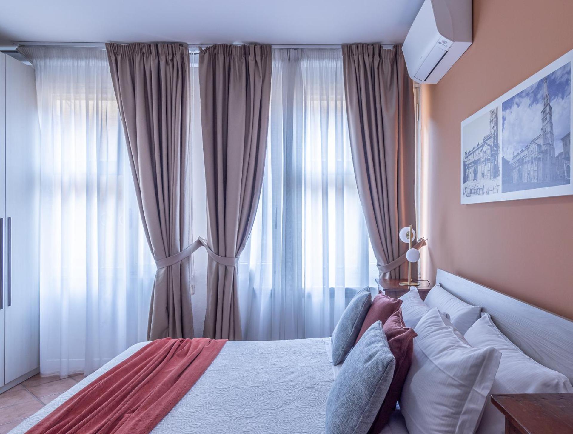 מודנה Room & Breakfast Canalino 21 מראה חיצוני תמונה