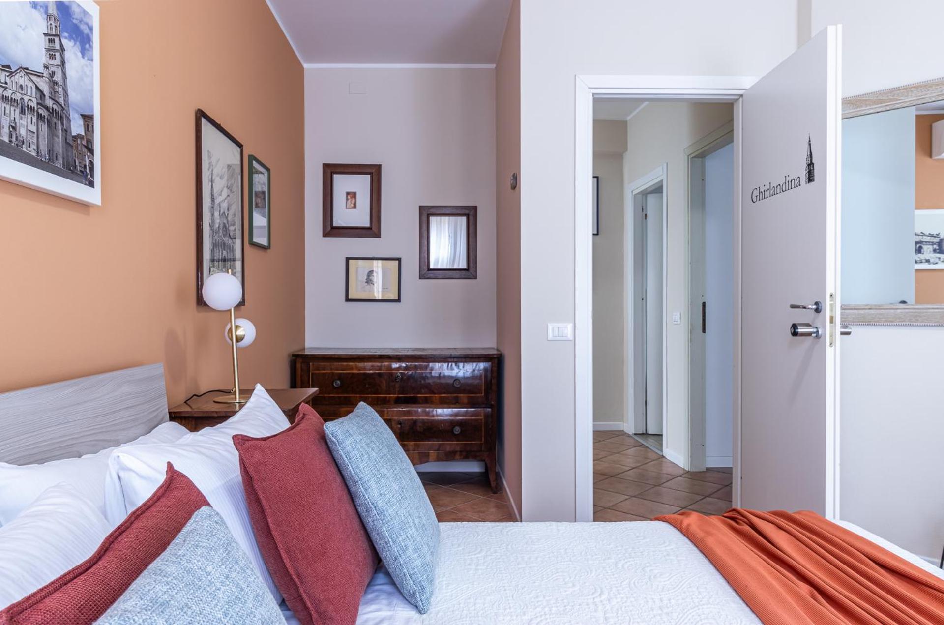 מודנה Room & Breakfast Canalino 21 מראה חיצוני תמונה